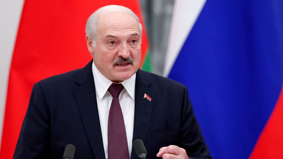 Ukrajina vyslala na běloruské území střely, tvrdí Lukašenko